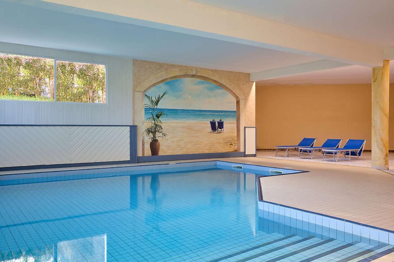 Les Hameaux De Lozere Sure Hotel Collection By Best Western Fournels Dış mekan fotoğraf